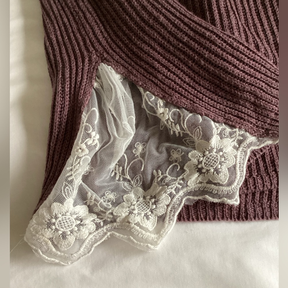 Sweater with lace detail